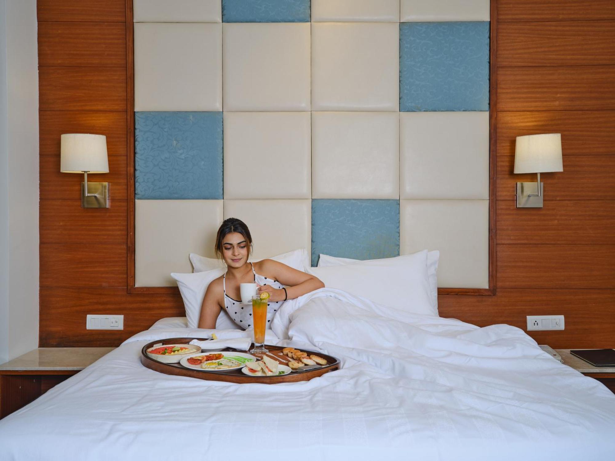 Best Western Country Woods Ambāla Dış mekan fotoğraf