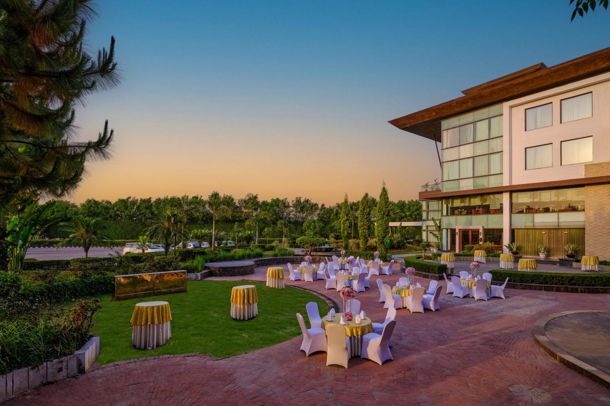 Best Western Country Woods Ambāla Dış mekan fotoğraf
